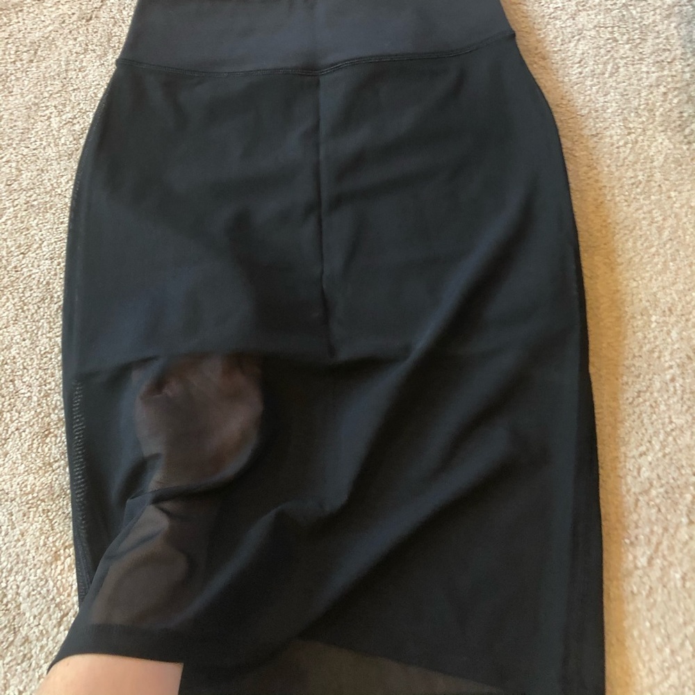 Lululemon mesh covered skirt